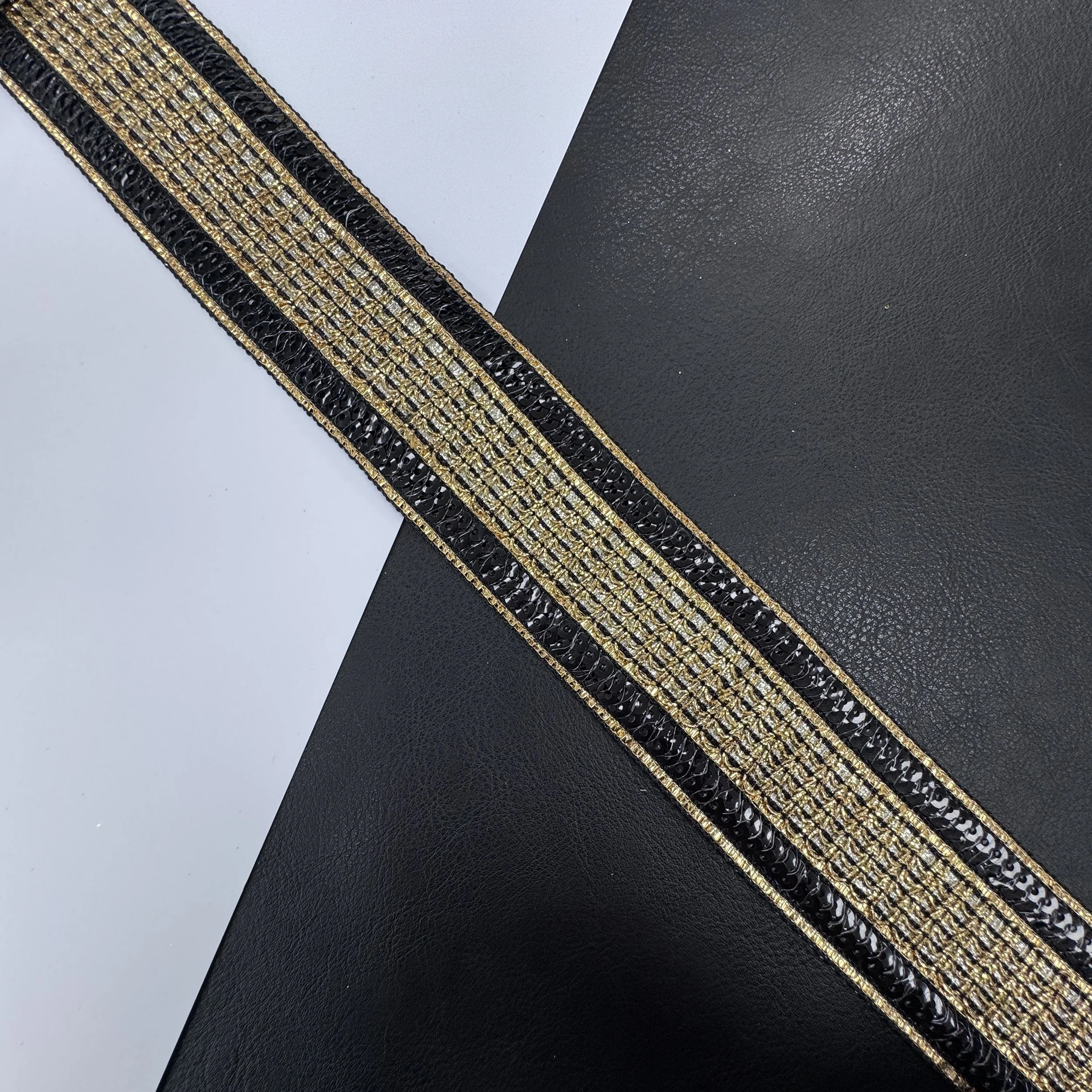 UC-LT-5918-GOLDEN BLACK (2).JPG