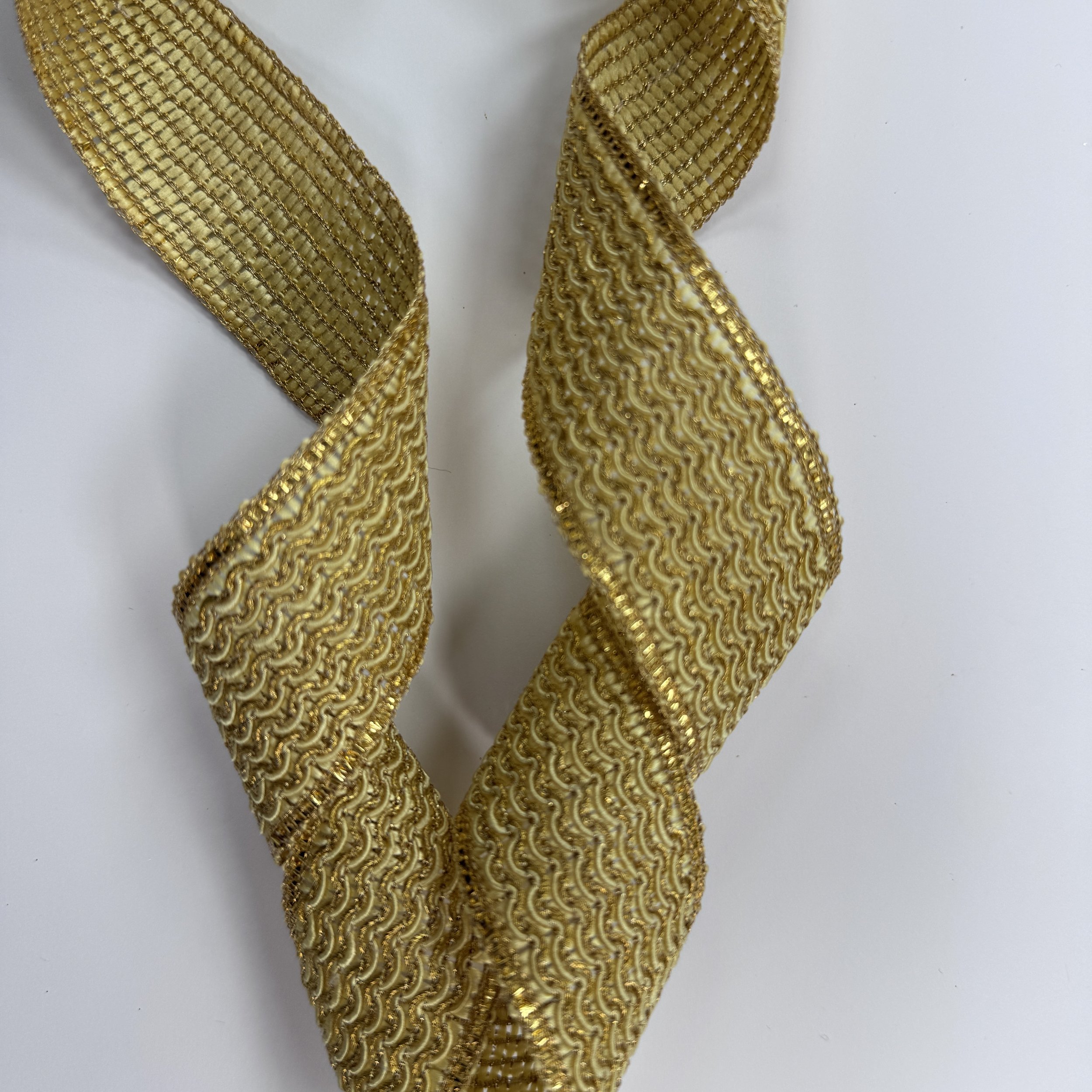 UC-LT-5928-Soft Metallic Gold (3).JPG