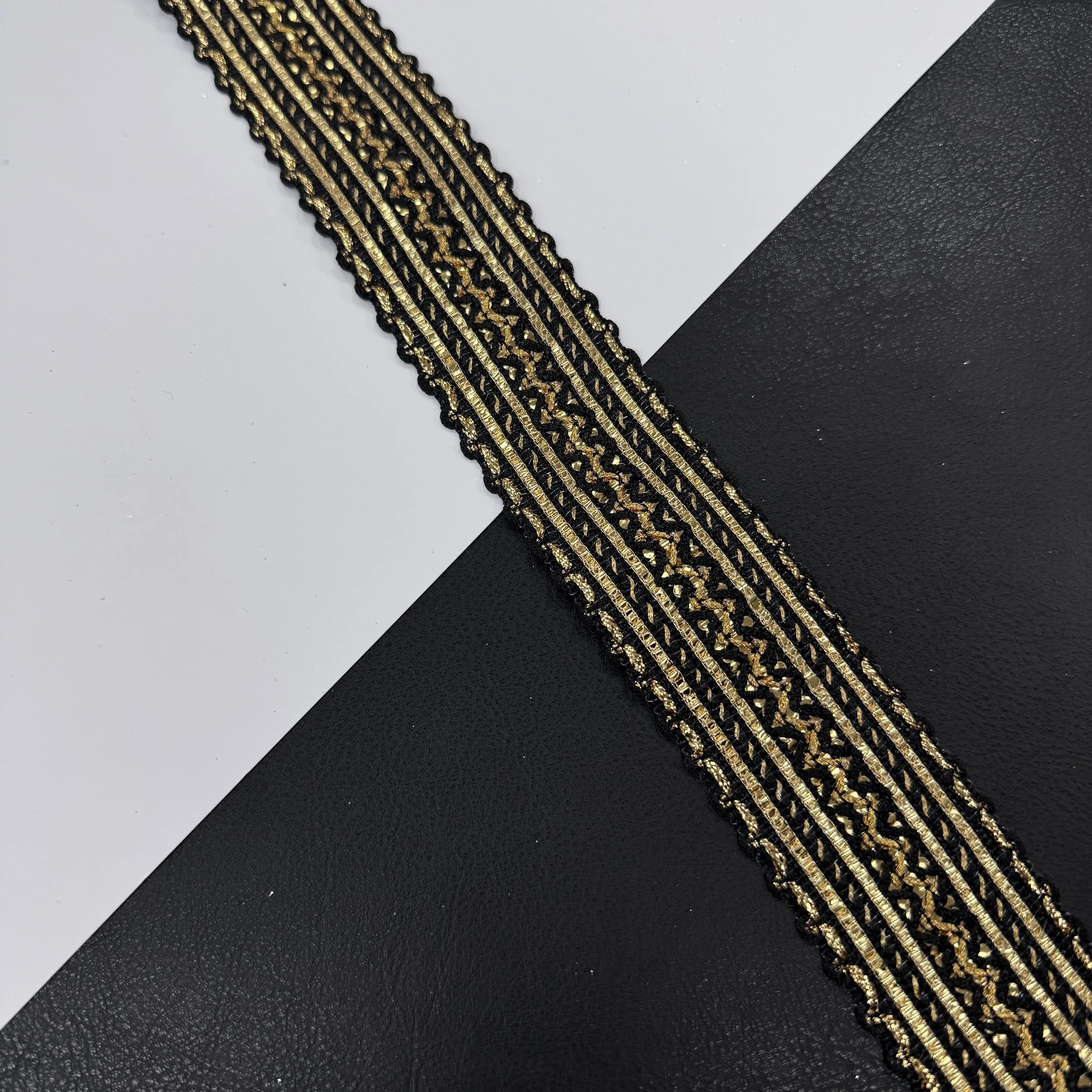 UC-LT-5916-GOLDEN BLACK (2).JPG