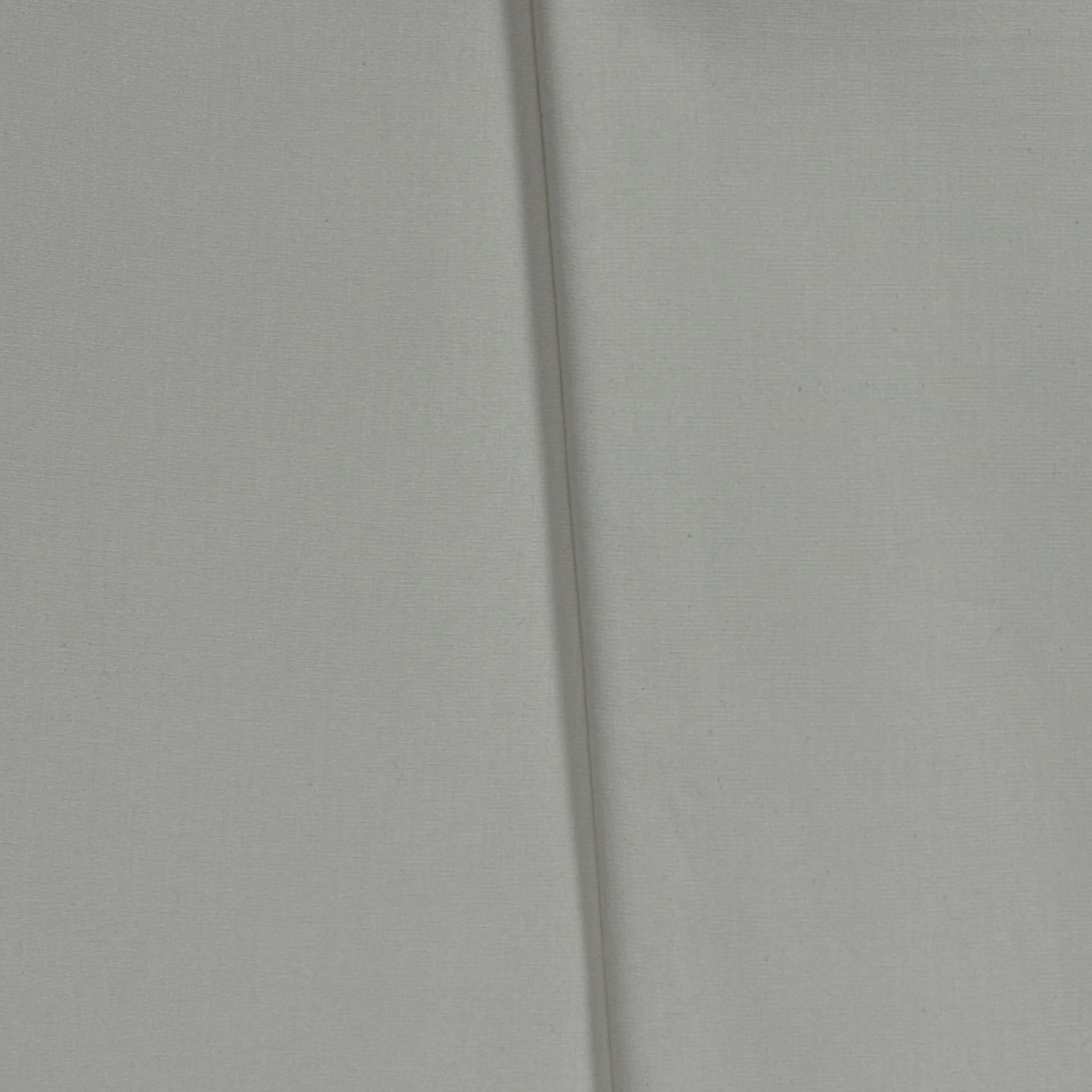 UC 902633 - WHITE.JPG