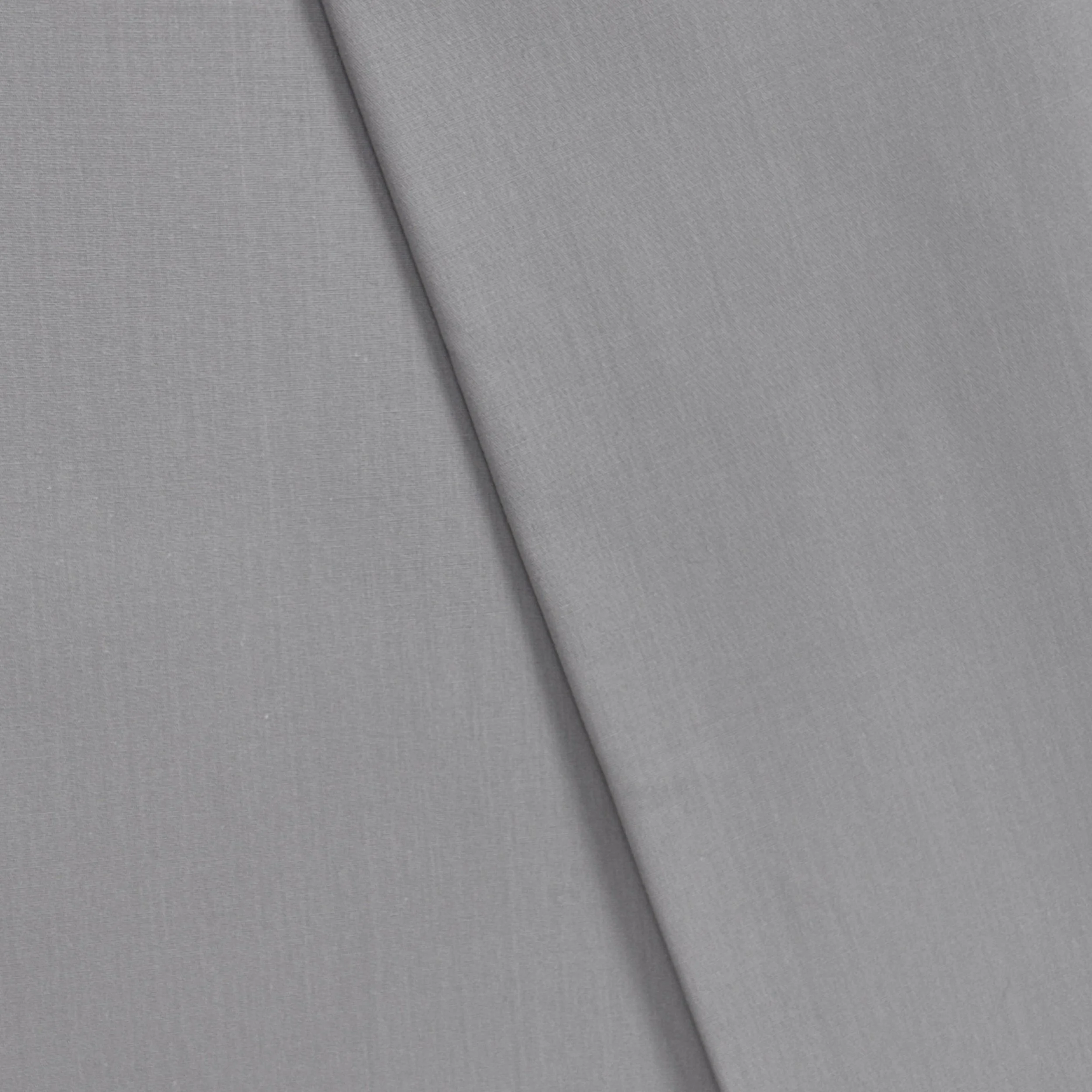 UC 902633 - QUITE GREY.JPG