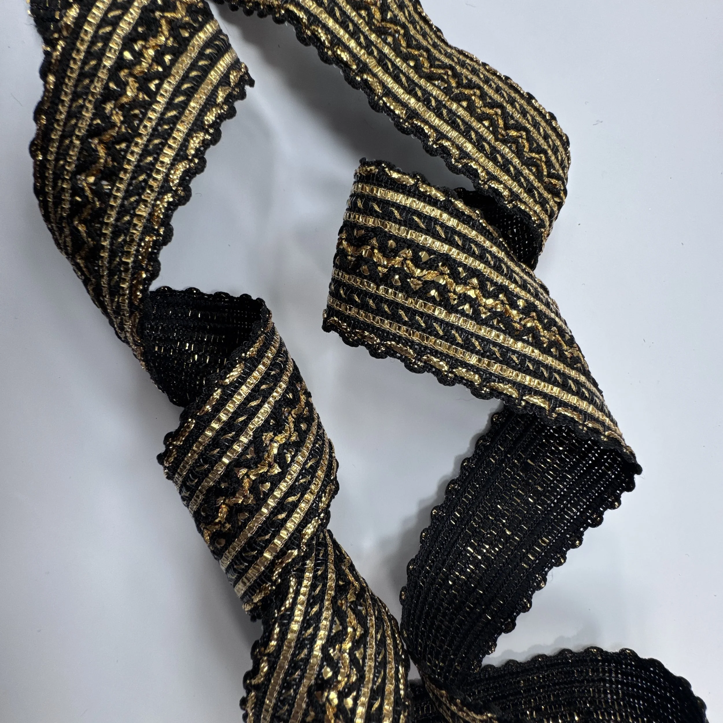 UC-LT-5916-GOLDEN BLACK (3).JPG