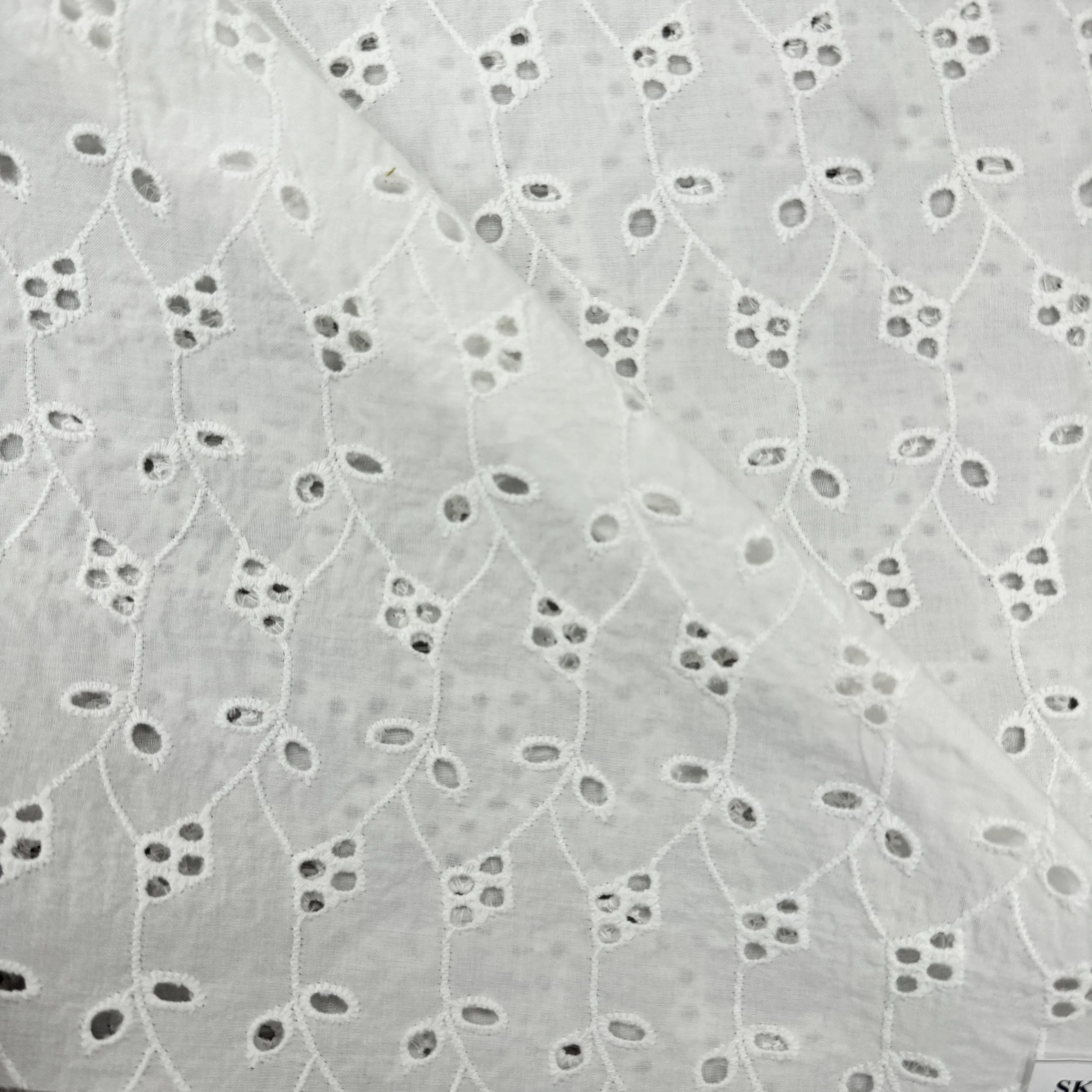 UC 5903 - DESIGN NO . SKTLFT - 6 (2).JPG