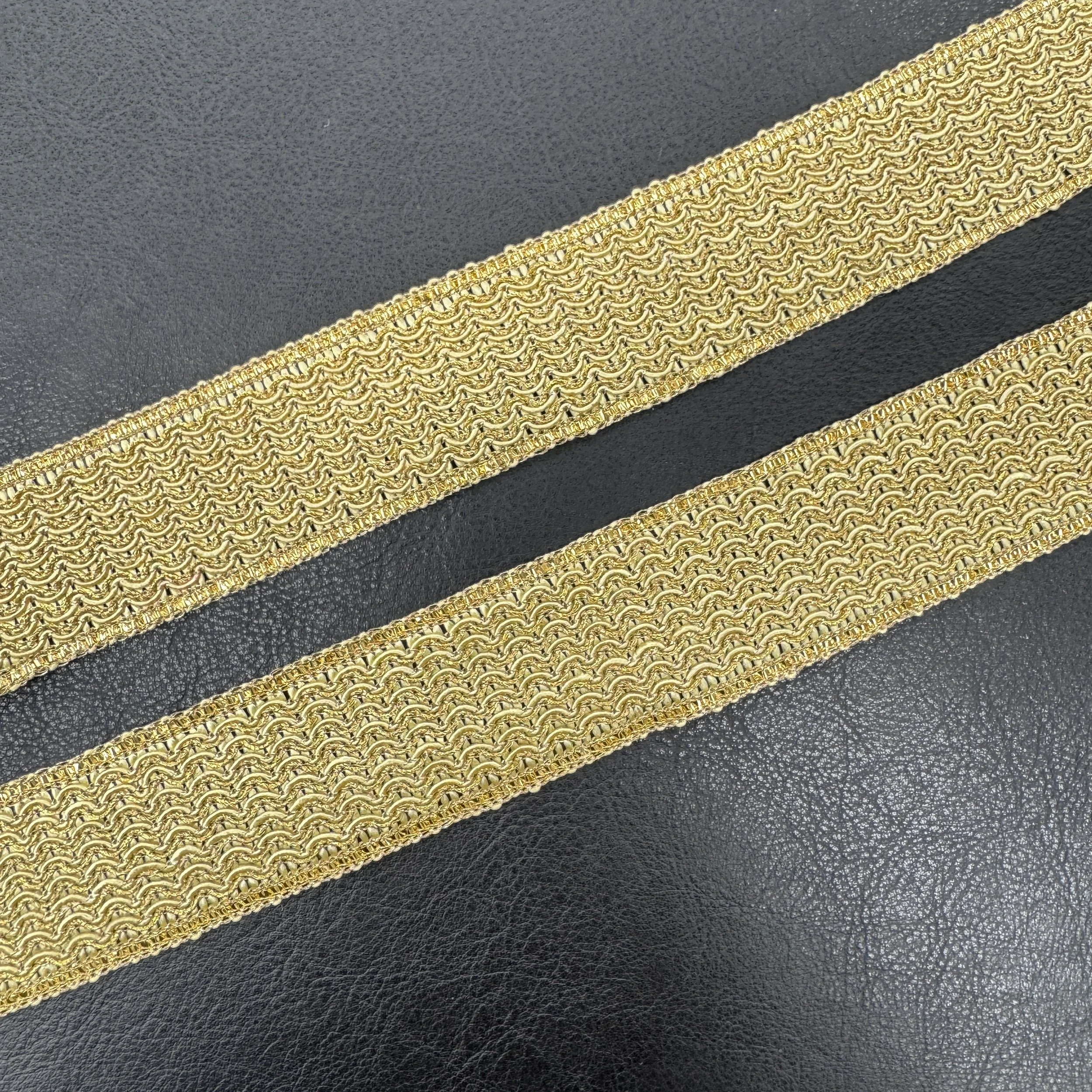 UC-LT-5928-Soft Metallic Gold (6).JPG