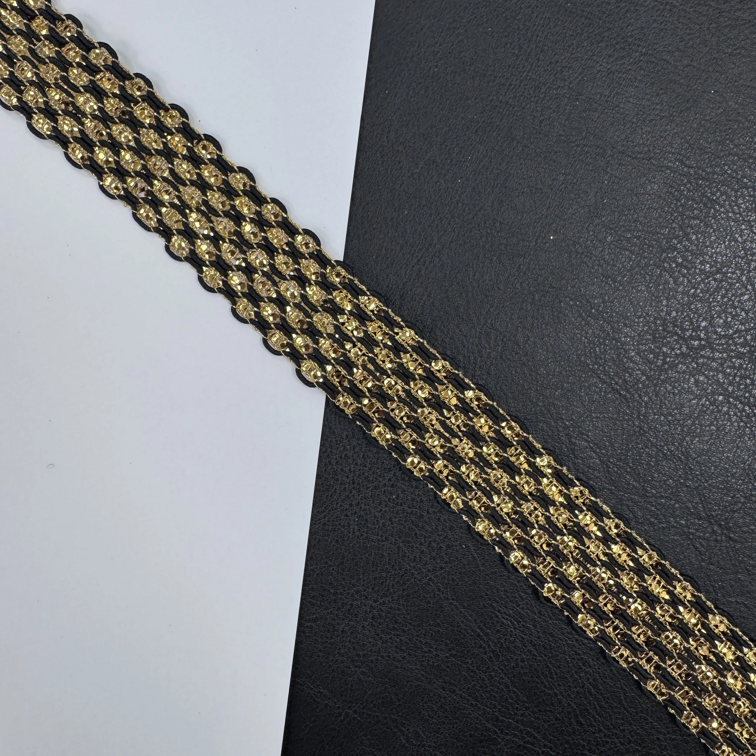 D#7009 - BLACK GOLDEN.JPG