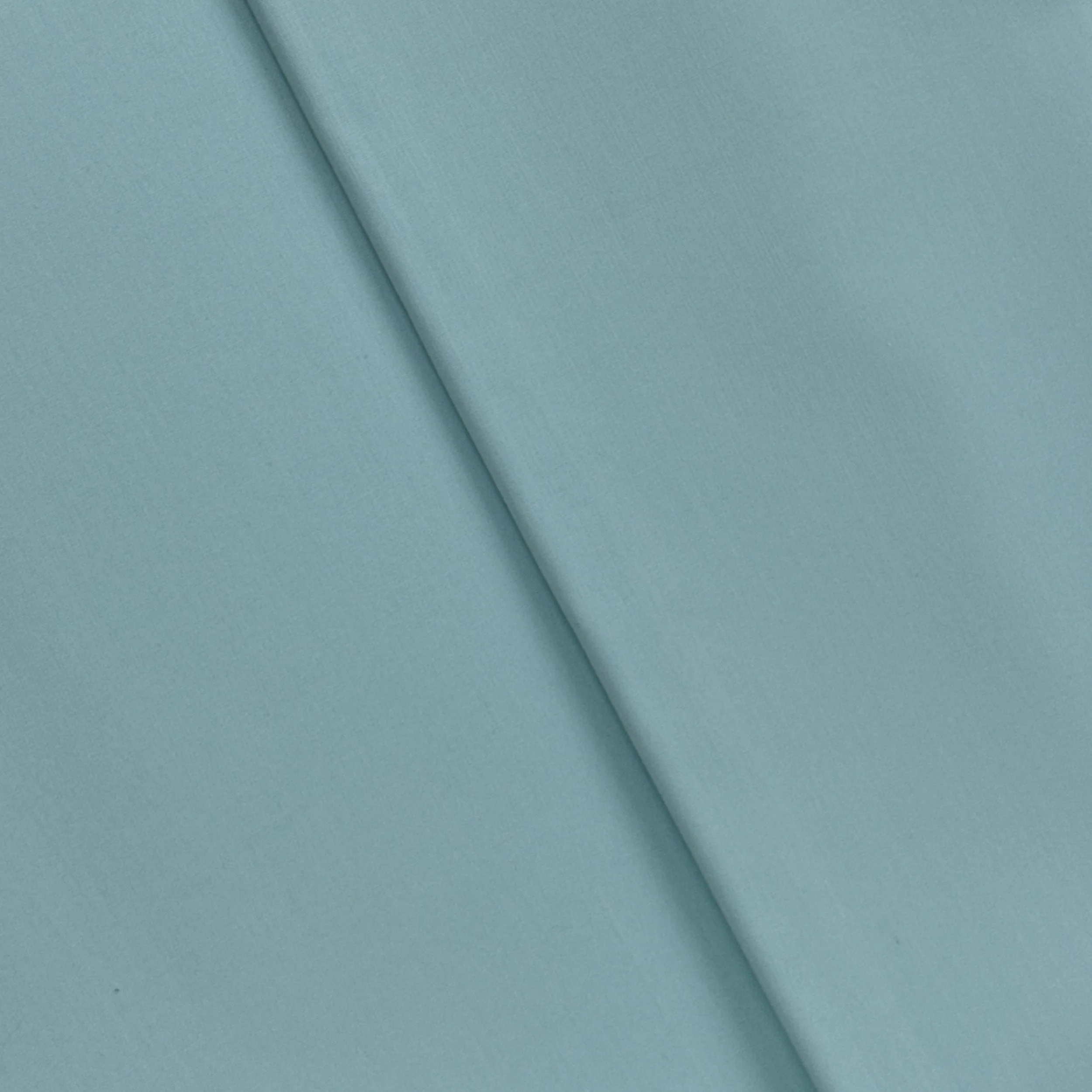 UC 902633 - BLEACHED AQUA.JPG