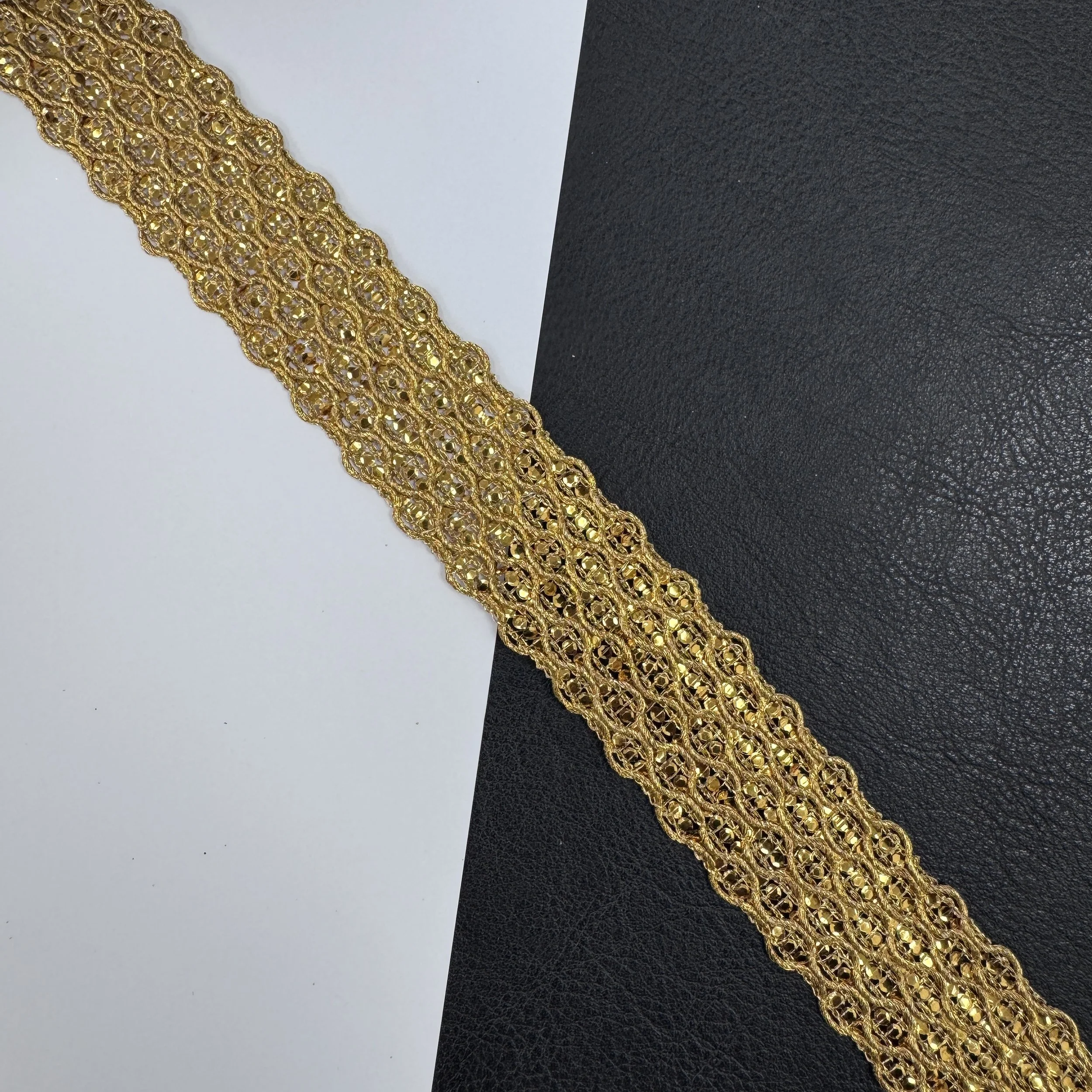 D#7009 - YELLOW GOLDEN.JPG