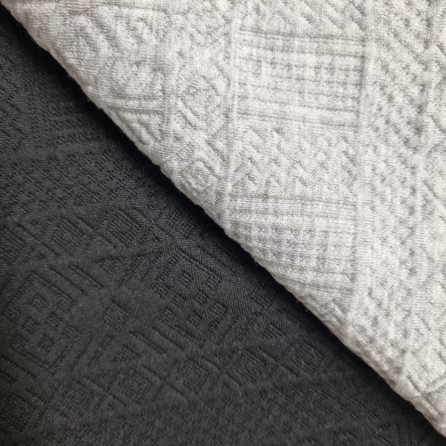 PSJQK_GREY_BLACK.jpeg