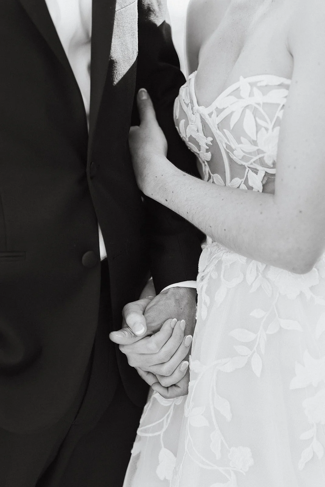 Georgina & Devin_s Wedding_Sneak Peek-13.jpg