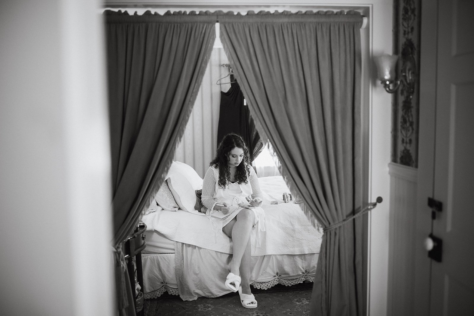 Lindsay & Nick's Wedding_Getting Ready-49_websize (1).jpg