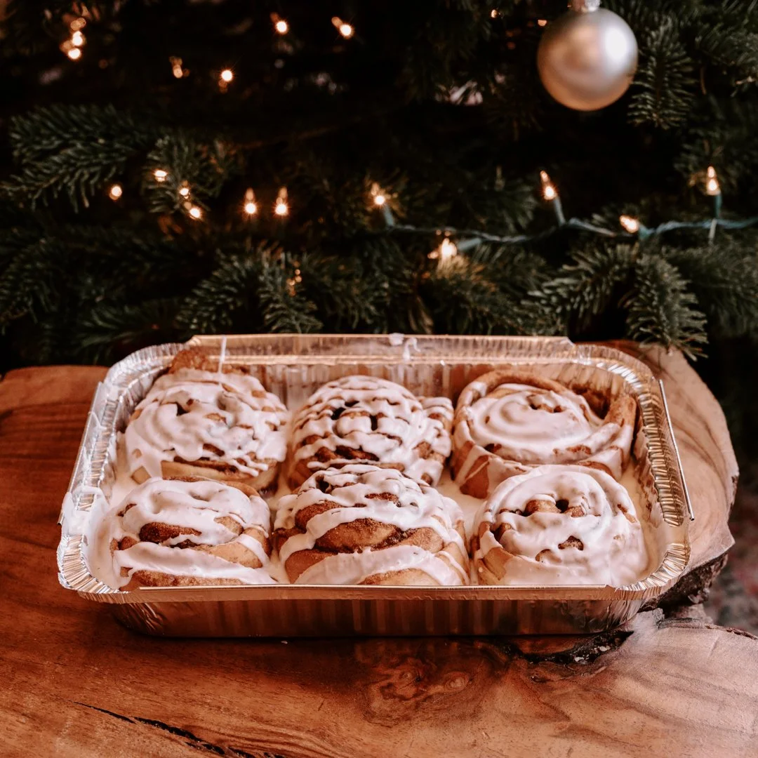 insom cinnamon rolls-7572 (1).jpg