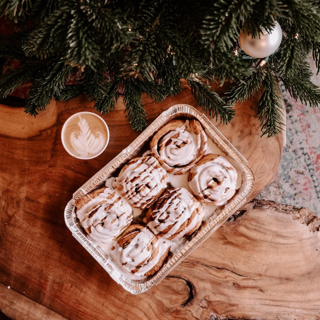insom cinnamon rolls-7581 (1).jpg