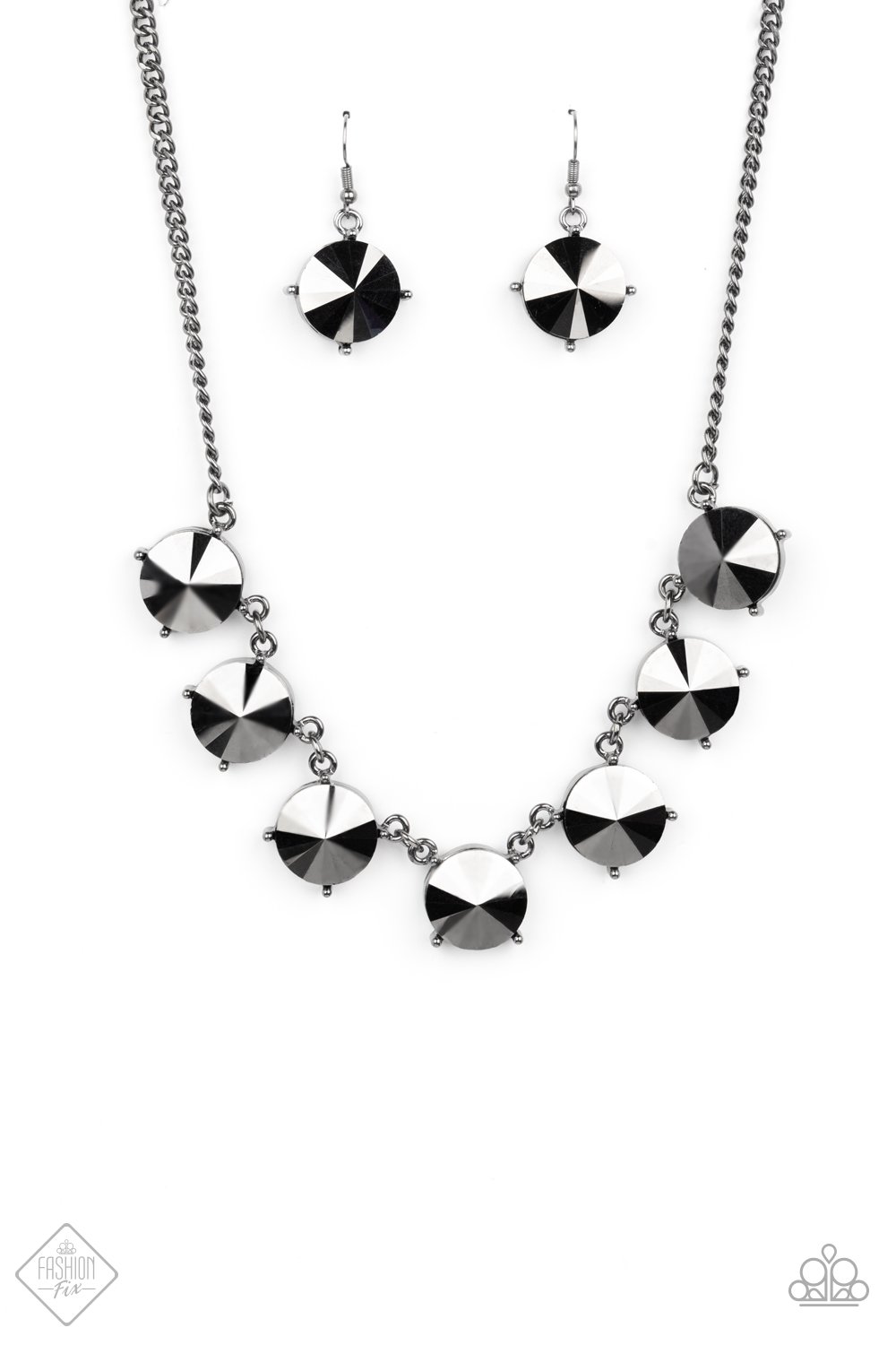 18__the-showcase-must-go-on-black__qty-1__1.jpg
