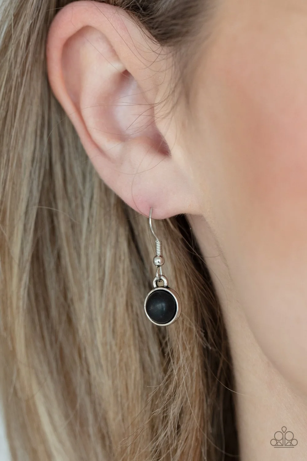 Heavenly Teardrops - Black_3.jpg