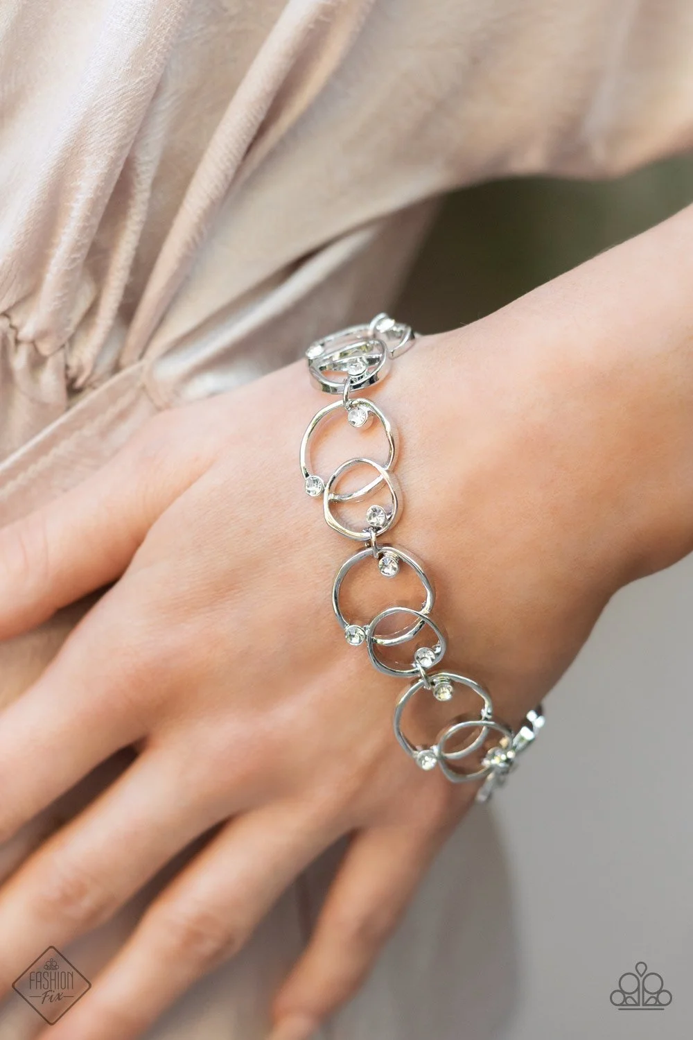 66072_2bracelet_1.jpg