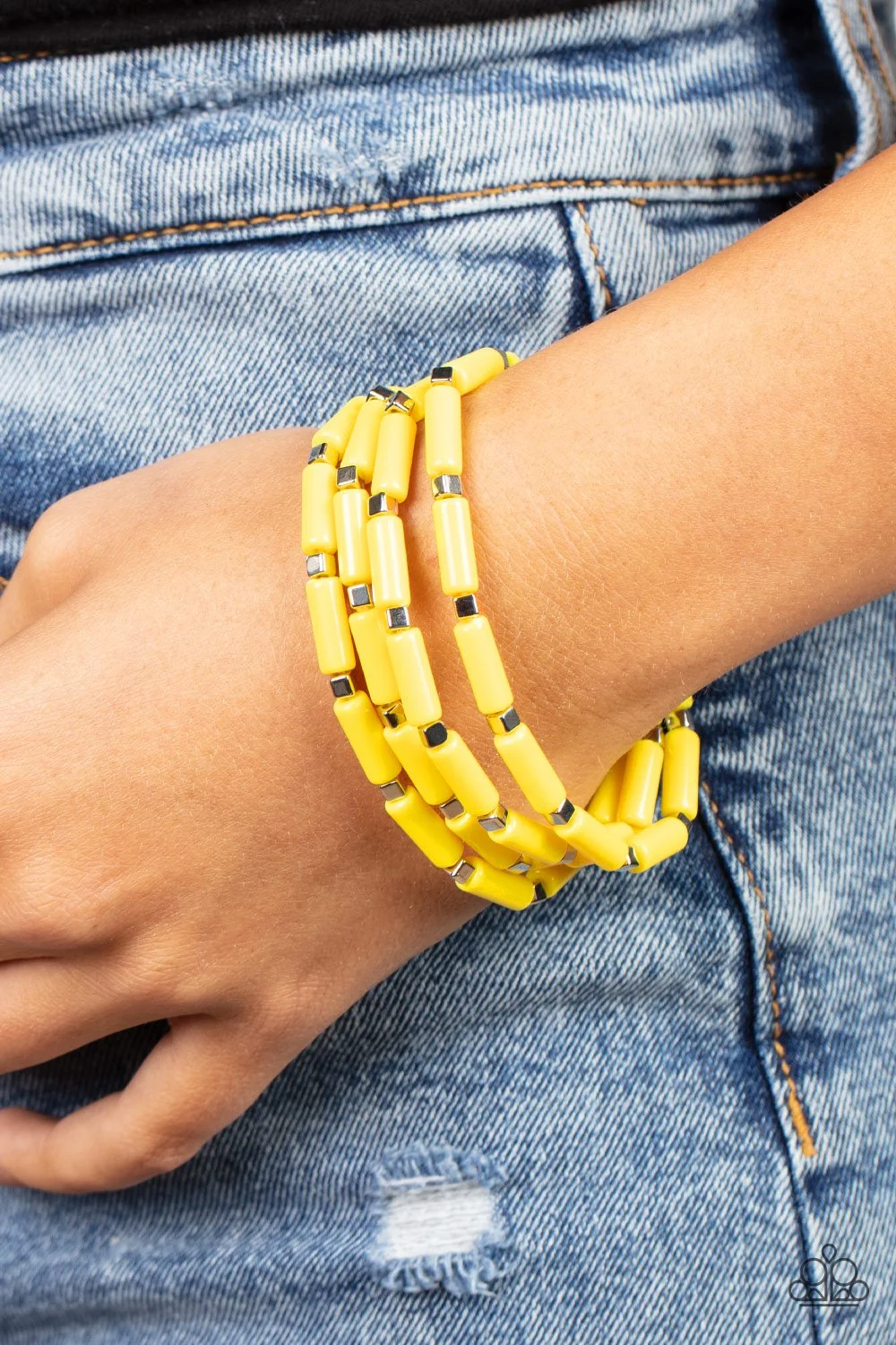 42__radiantly-retro-yellow__qty-3__2.jpg