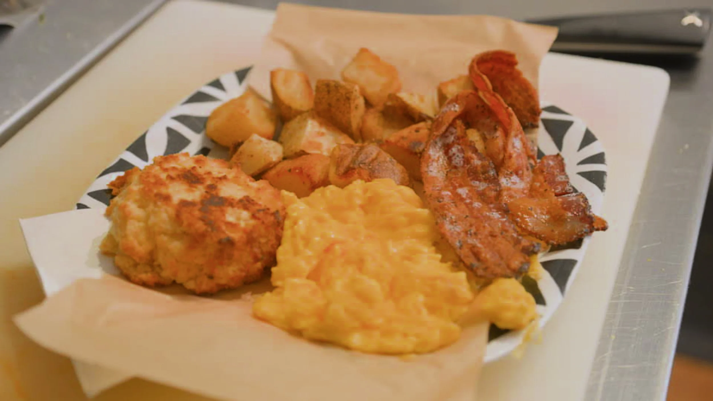 12_KISS COFFEE BROLL.00_15_36_09.Still007.jpg