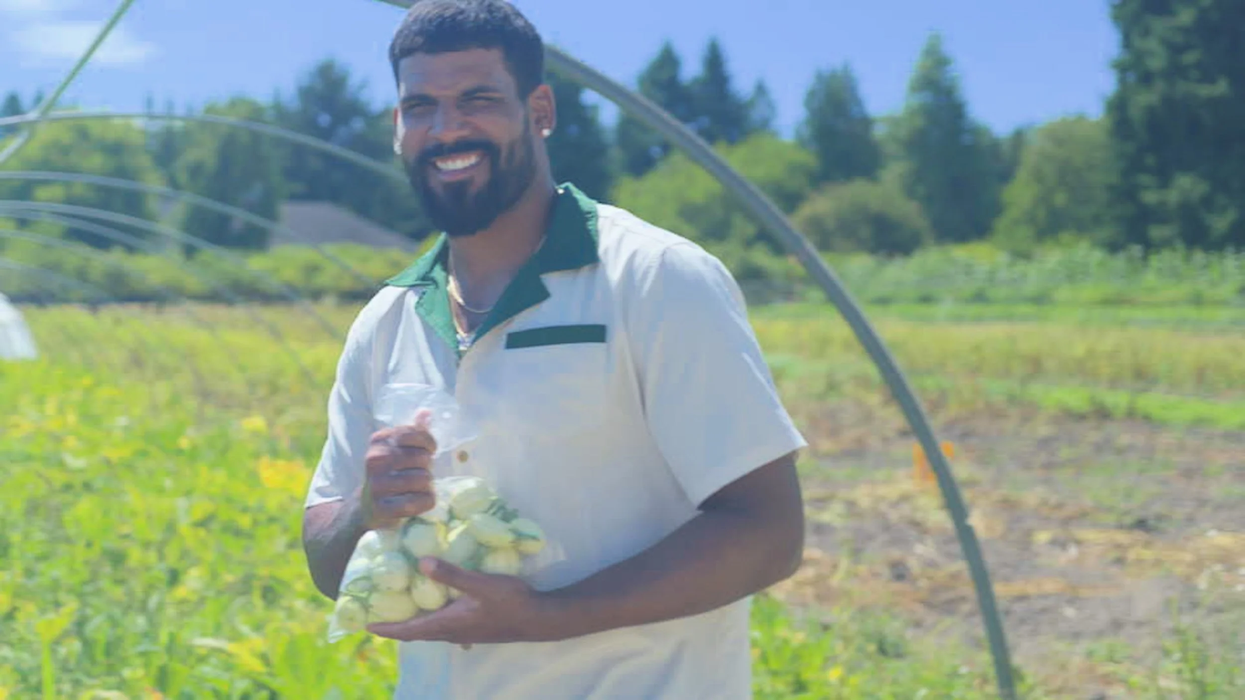 02_HAPPINESS FAMILY FARMS BROLL.00_41_02_07.Still033.jpg