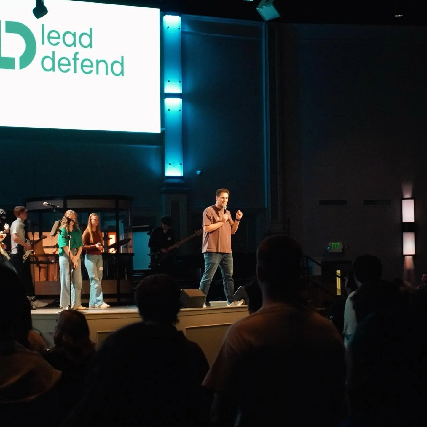 COLLECTIVE TONIGHT 
Join us @7pm 
3333 Dave ward Dr