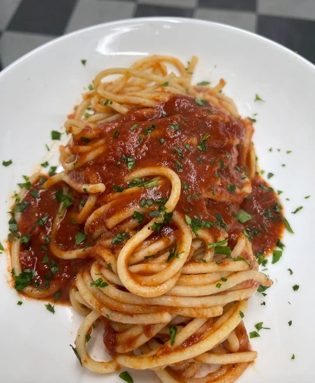 Yesterday was national spaghetti day! 🍝 celebrate with us tonight and enjoy any of our homemade pastas 🤤 take out and dine in available. Happy hour 5pm-6pm. 

💻: @resy 
📞: (315) 789-1629