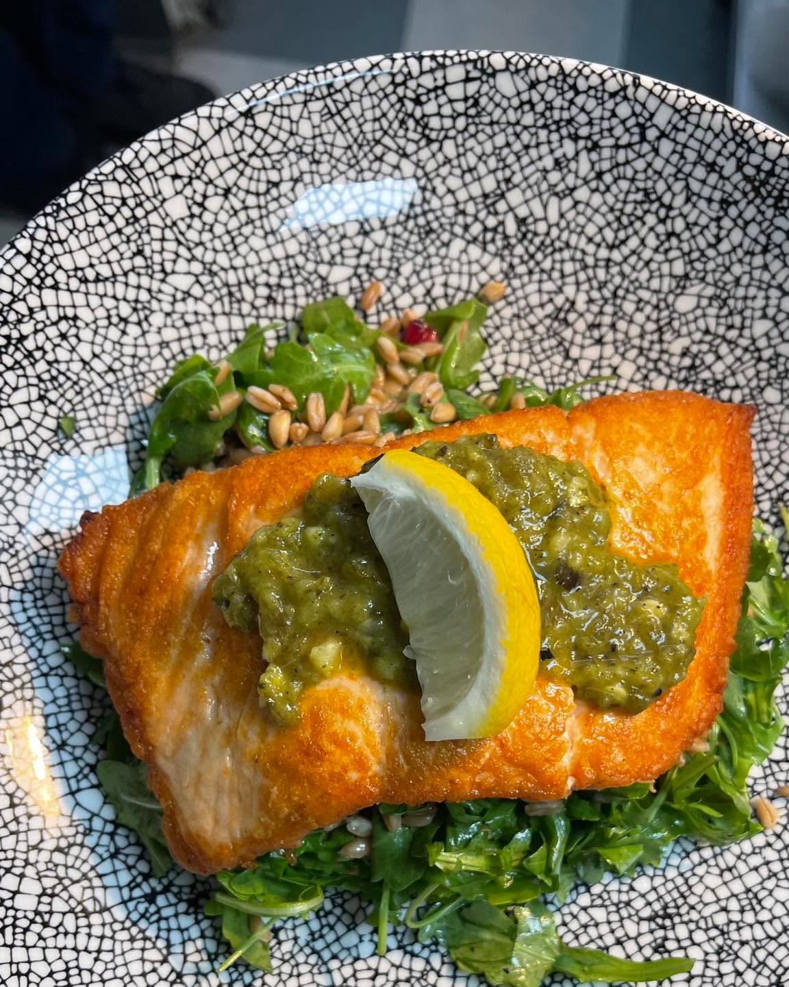Your Monday just got a whole lot better! Join us for dinner tonight from 5pm-9pm 🍽️ Reservations suggested but walk-ins are welcomed!