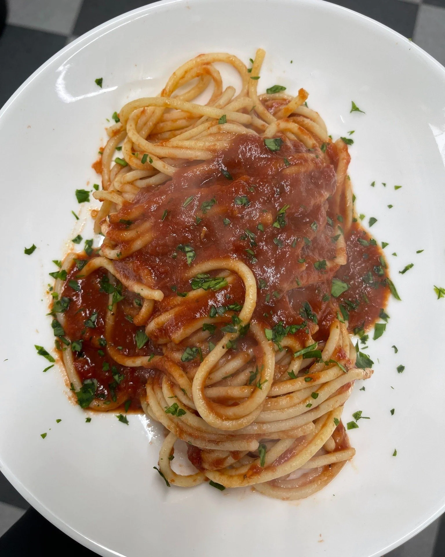 A warm dish and live music - what more could you ask for?!

Catch the @endebrothers tonight from 5:30-8:30pm 🎶🍝