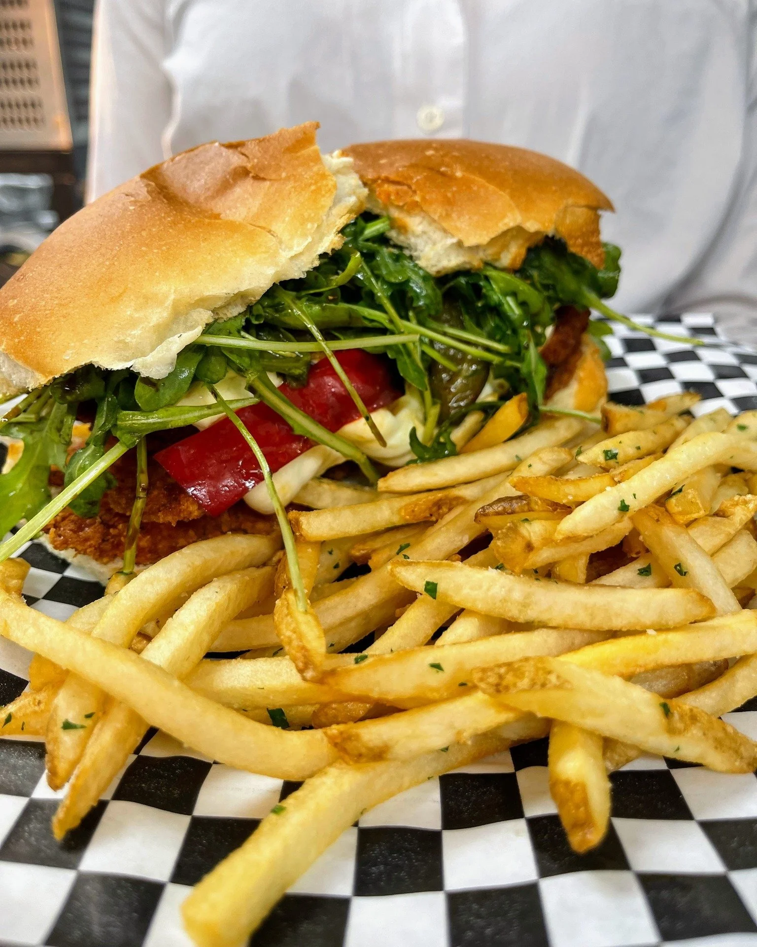 Crispy, fresh, and stacked just right 🔥🥪

Our Chicken Cutlet Sub comes loaded with hot peppers, mozzarella, balsamic, arugula, and aioli&mdash;served with fries for $21.

Ready to dig in? Reserve your table through the link in our bio 🍽️