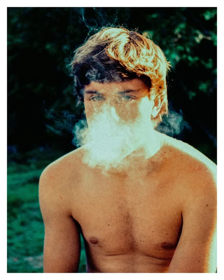 Cassidy smoking a cigarette, 2012