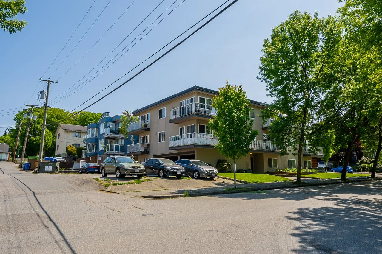 342 N Garden Drive Vancouver-2.jpg