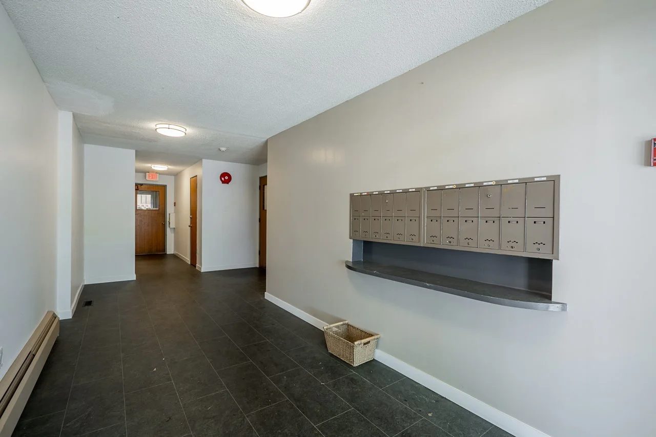 342 N Garden Drive Vancouver-6.jpg