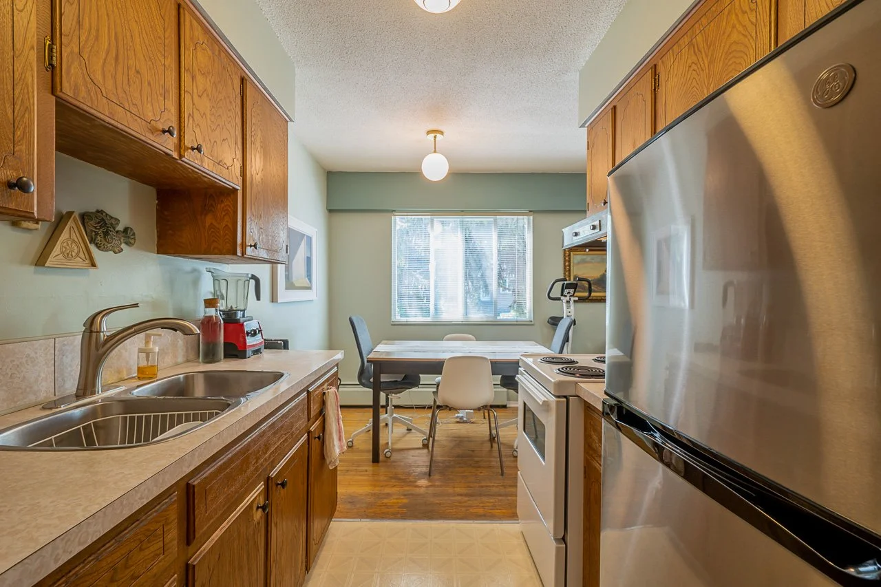 342 N Garden Drive Vancouver-9.jpg