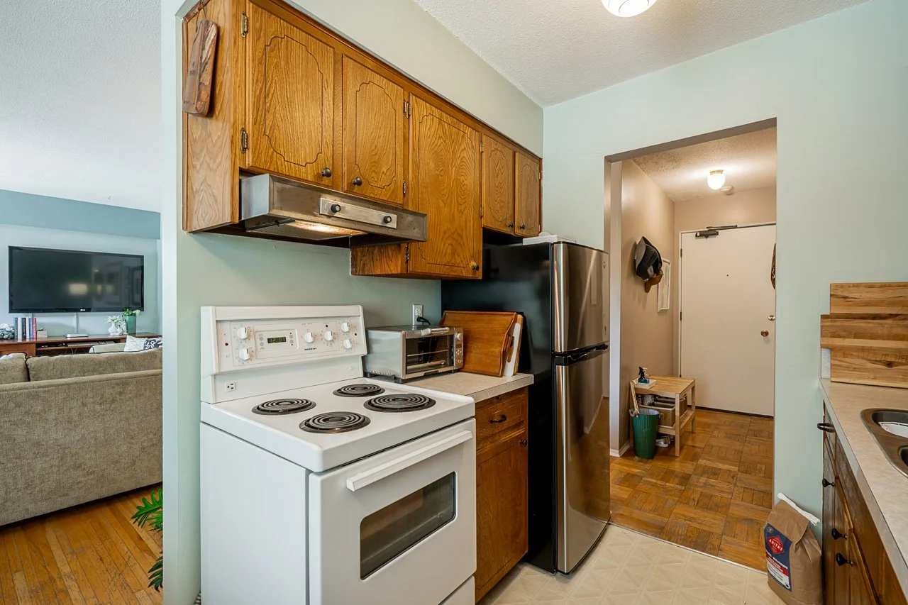 342 N Garden Drive Vancouver-10.jpg