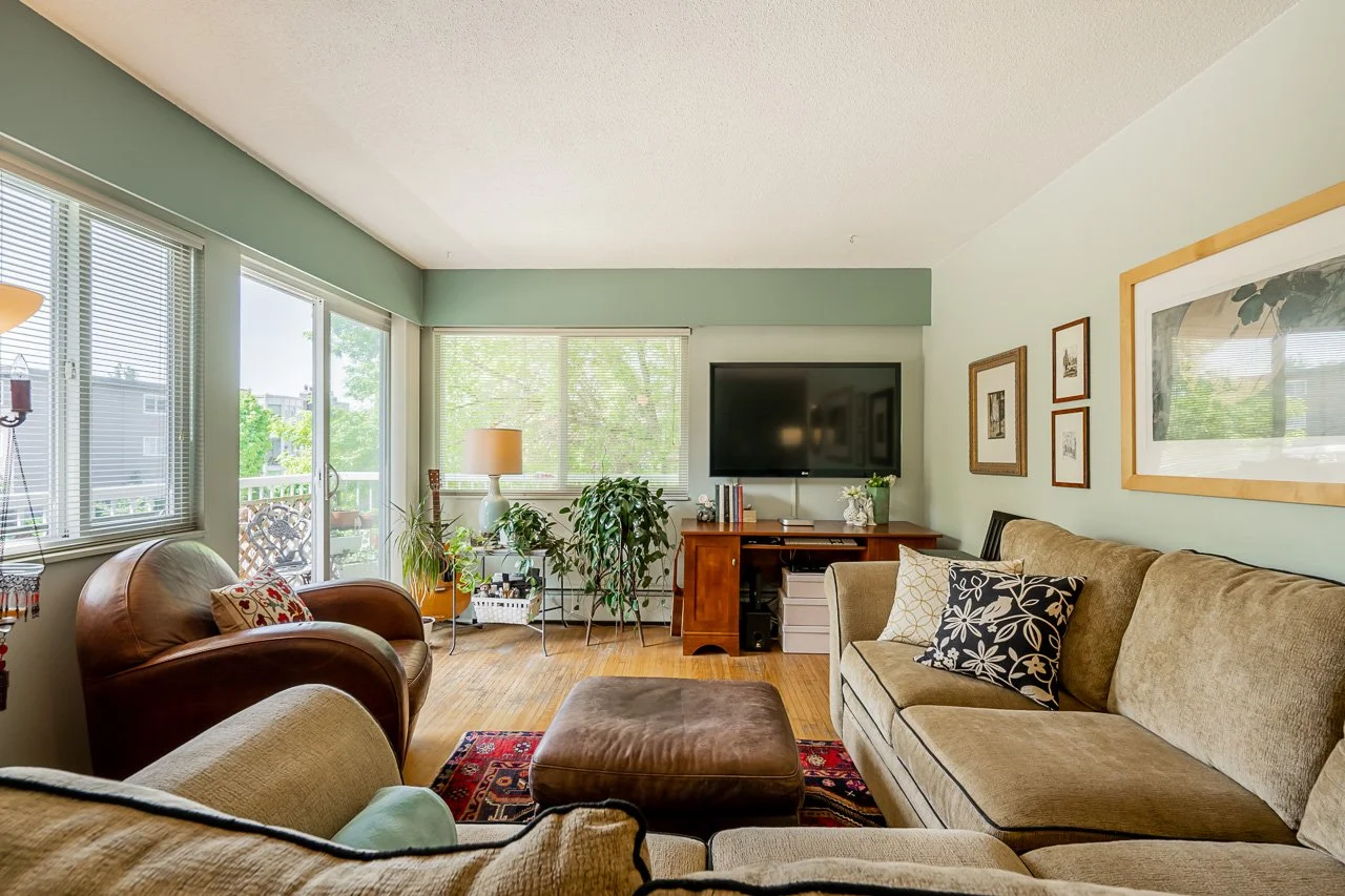 342 N Garden Drive Vancouver-14.jpg