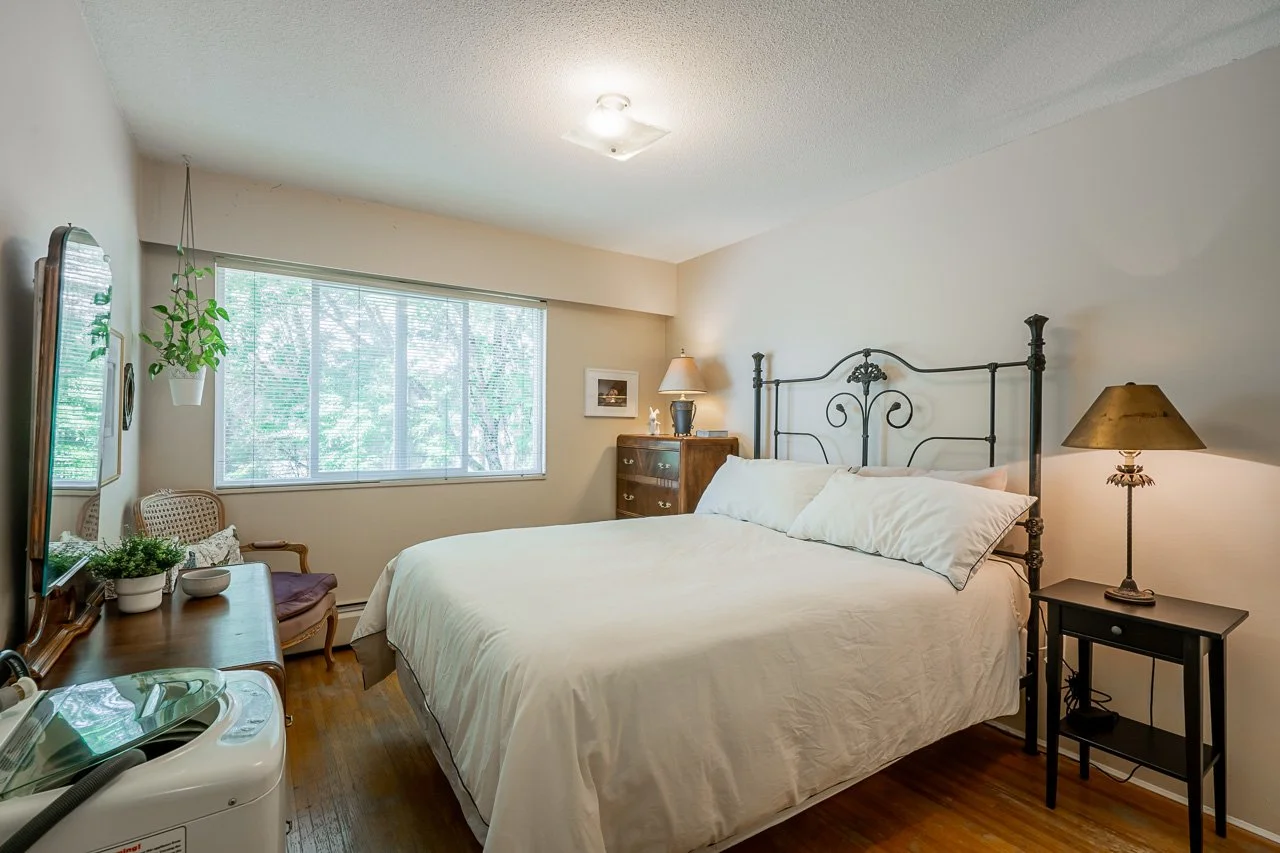 342 N Garden Drive Vancouver-21.jpg