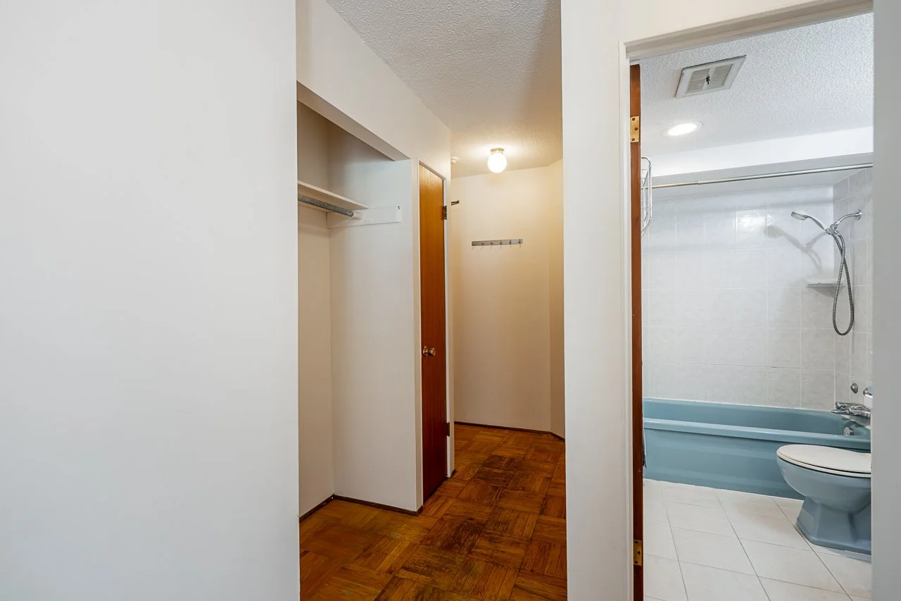 342 N Garden Drive Vancouver-23.jpg