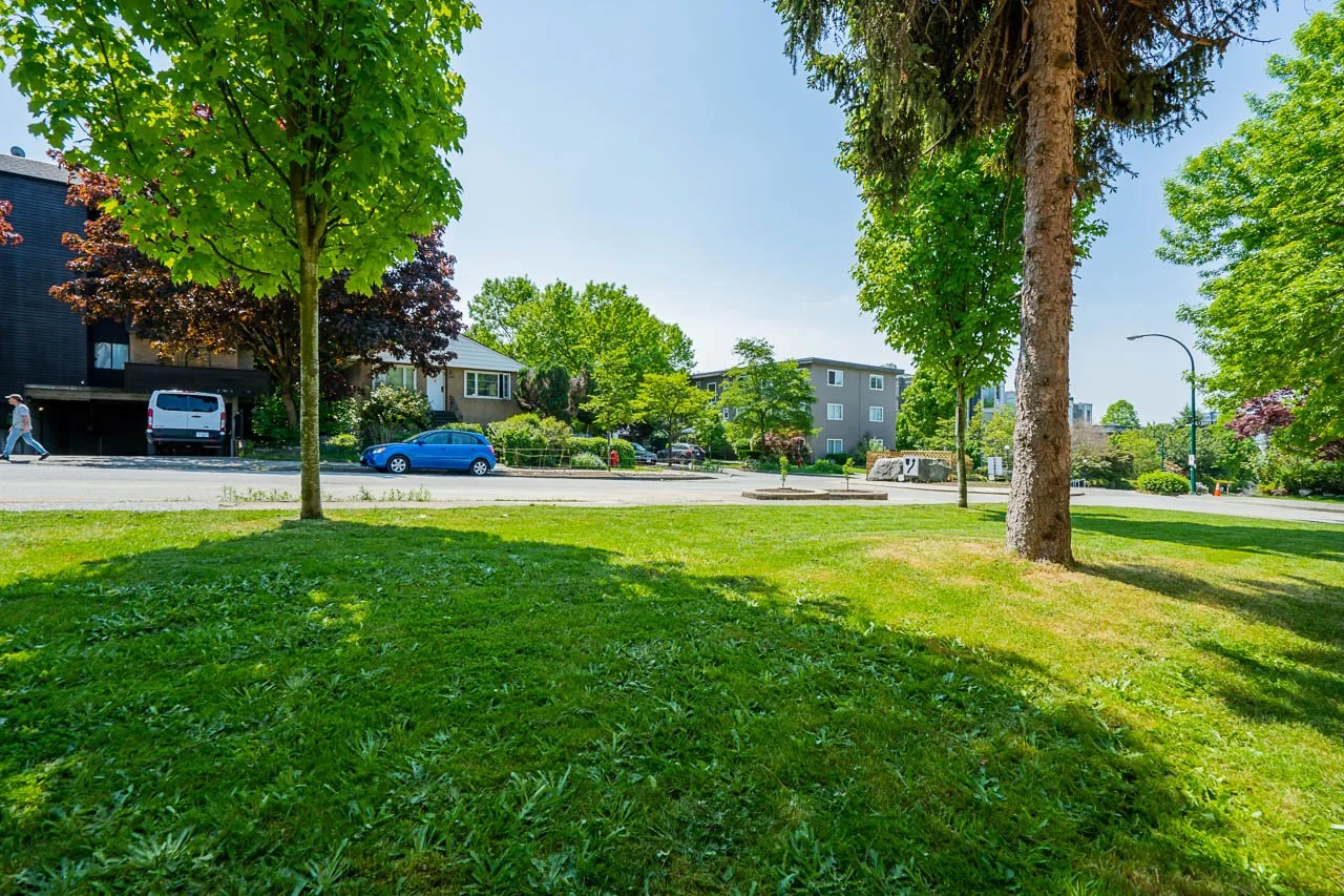 342 N Garden Drive Vancouver-33.jpg