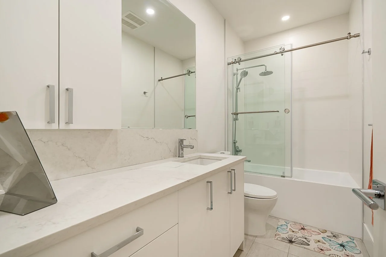 Legal Suite Bathroom