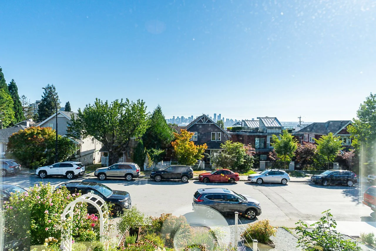 226 5th Street West North Vancouver-19.jpg