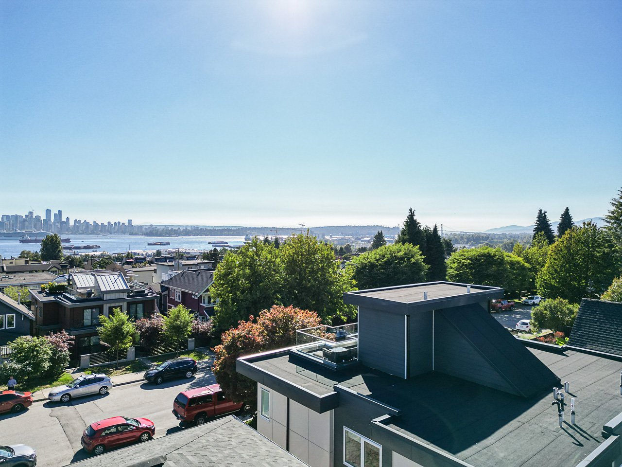 226 5th Street West North Vancouver-45.jpg