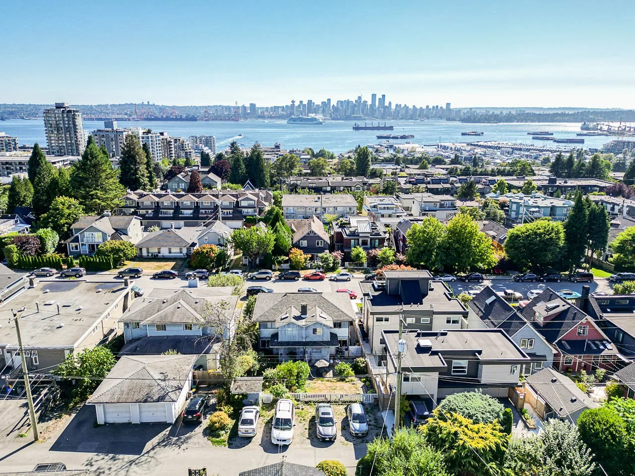 226 5th Street West North Vancouver-40.jpg