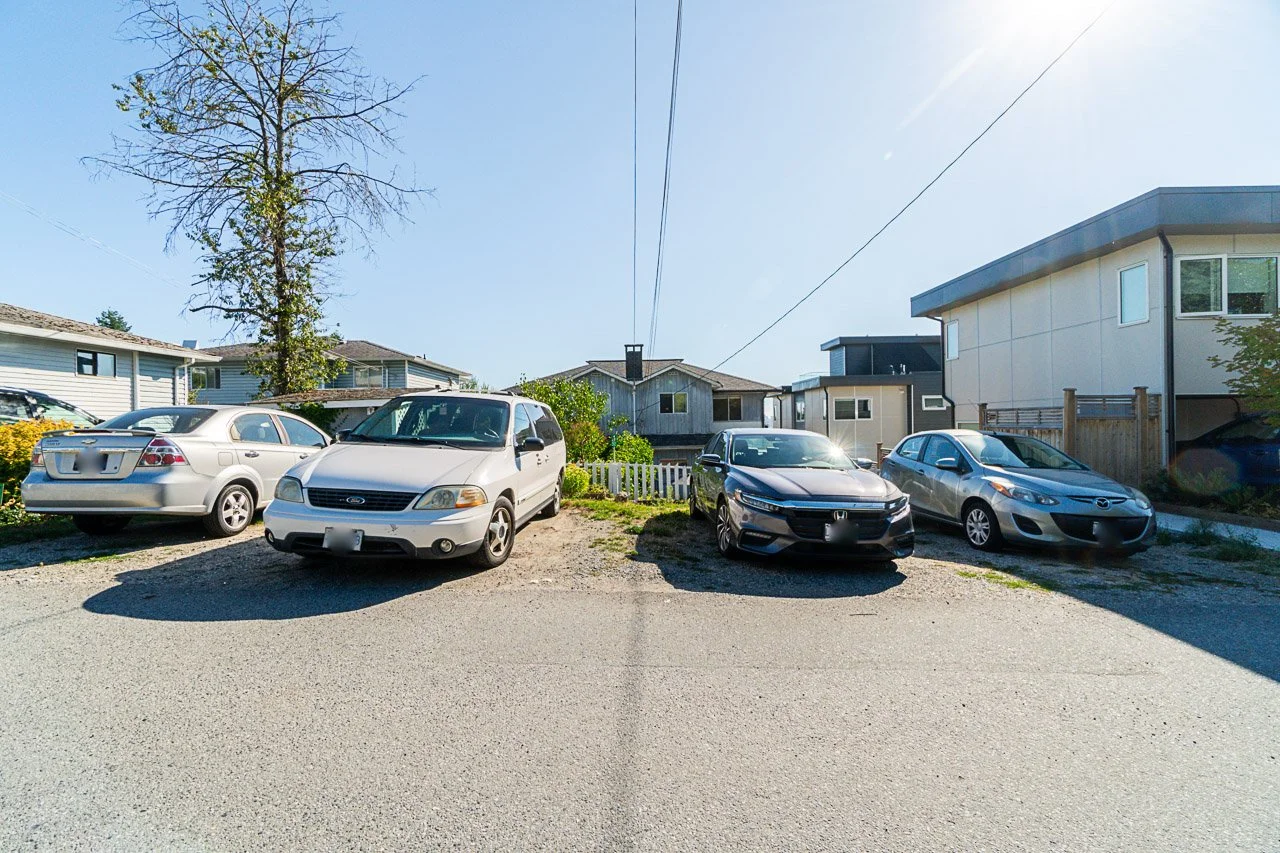 226 5th Street West North Vancouver-31.jpg