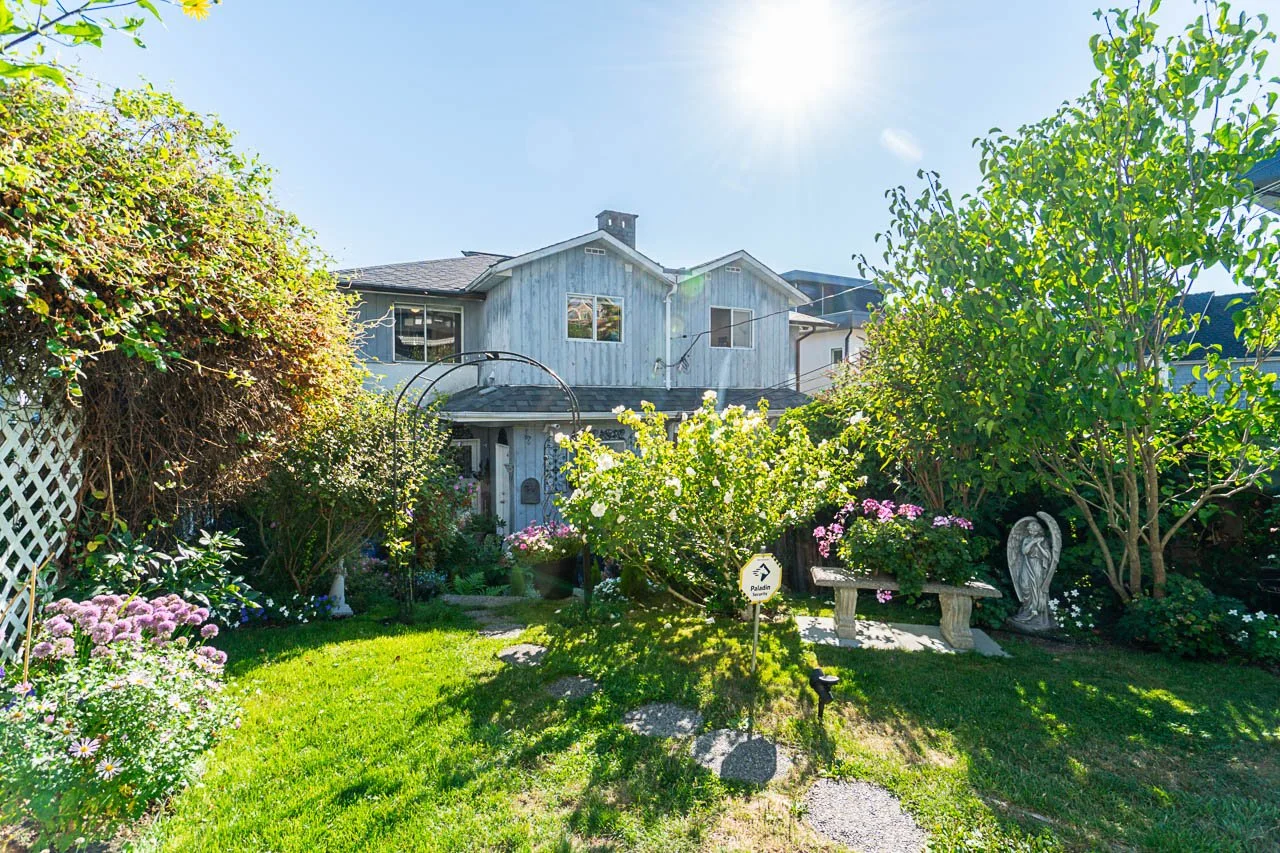 226 5th Street West North Vancouver-28.jpg