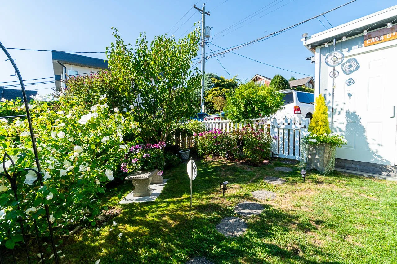 226 5th Street West North Vancouver-27.jpg