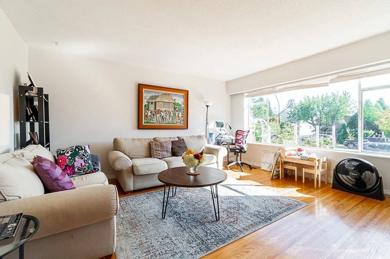 228 5th Street West North Vancouver-6.jpg