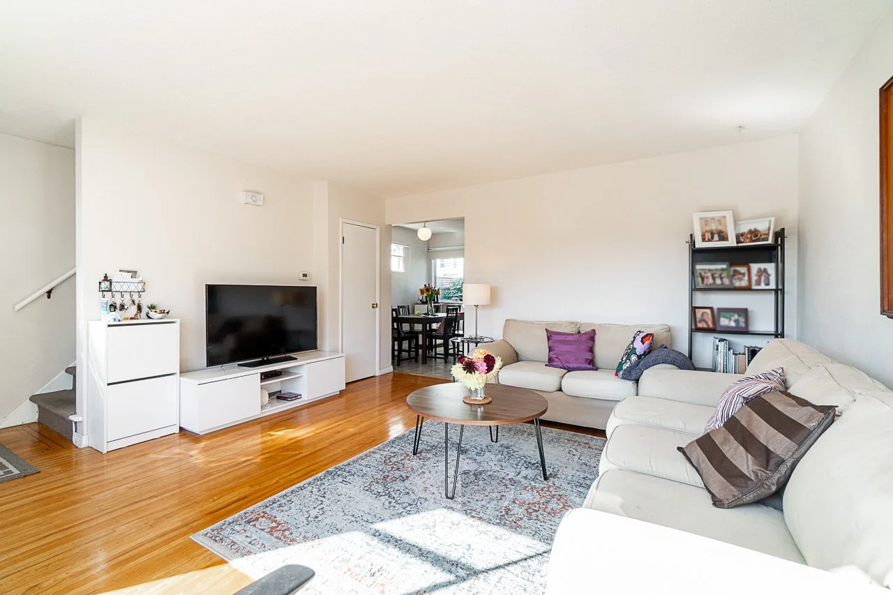 228 5th Street West North Vancouver-7.jpg