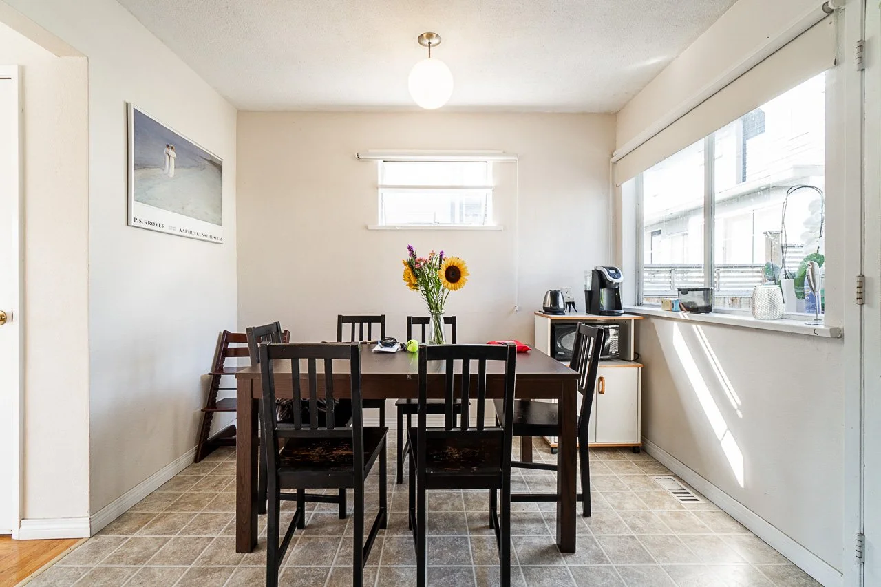 228 5th Street West North Vancouver-16.jpg