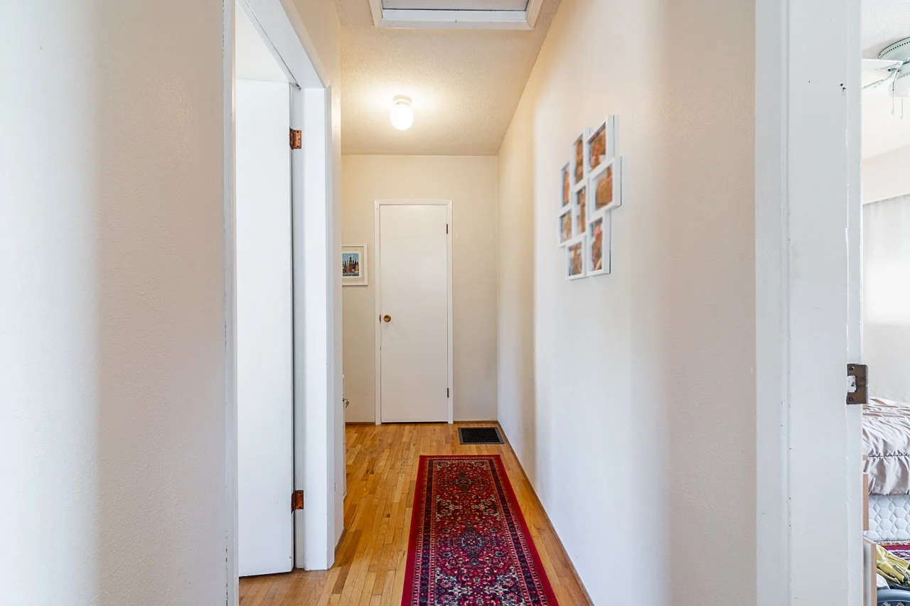 228 5th Street West North Vancouver-17.jpg
