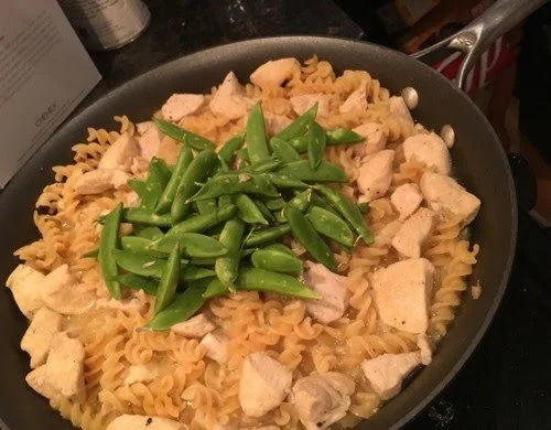 One-Pan” Lemon Garlic Chicken Pasta
