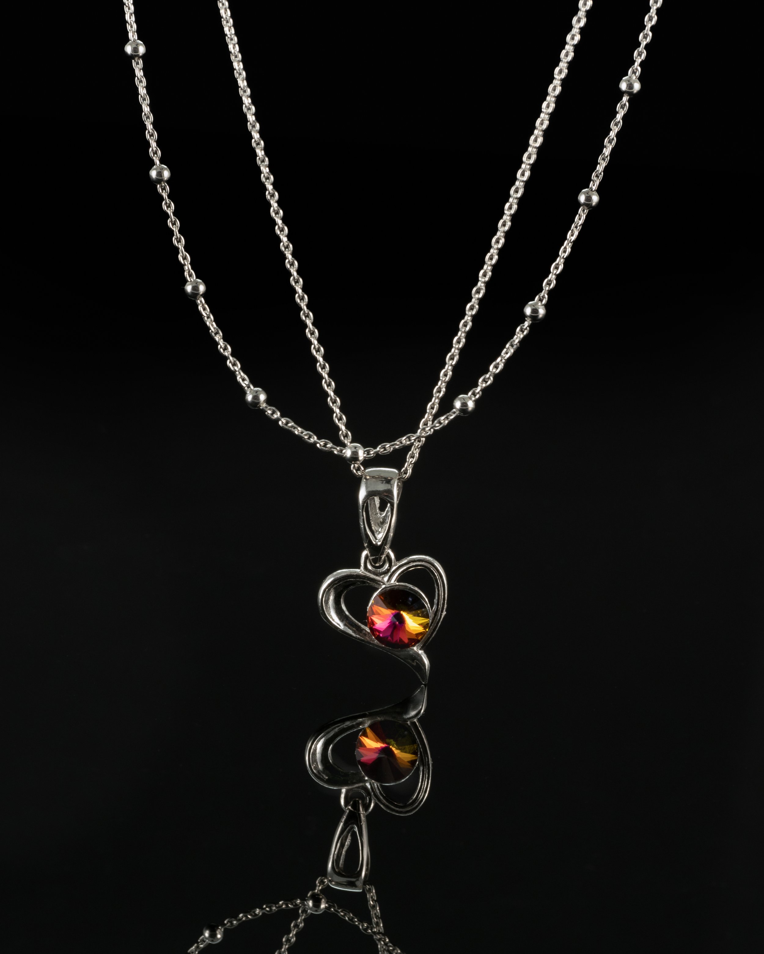 pendant,unique stories,,crystal,color.jpg