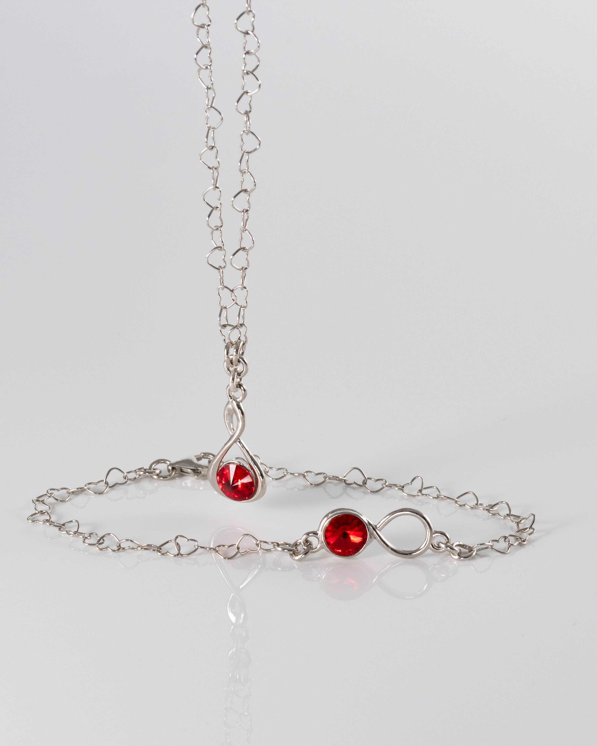 unique stories,bracelet,red,mix,pendant.jpg